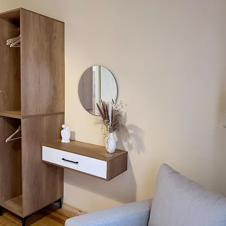 Luxury In Gjuhadol שקודר