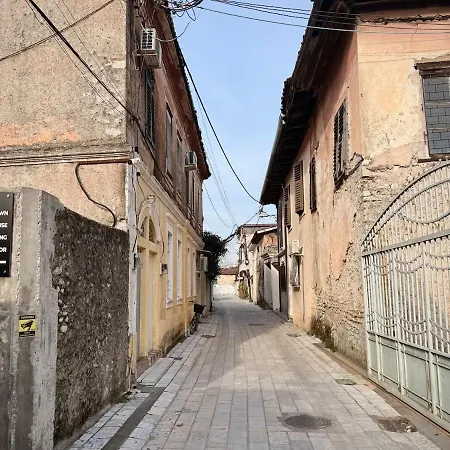 Luxury In Gjuhadol שקודר