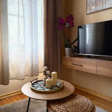 Luxury In Gjuhadol שקודר
